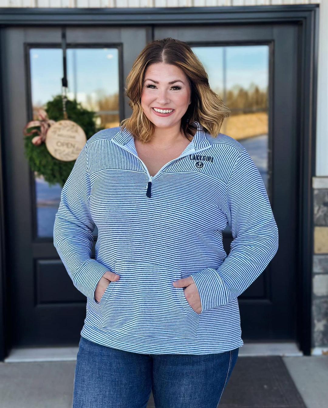 Lake Girl 1/4 Zip- Navy