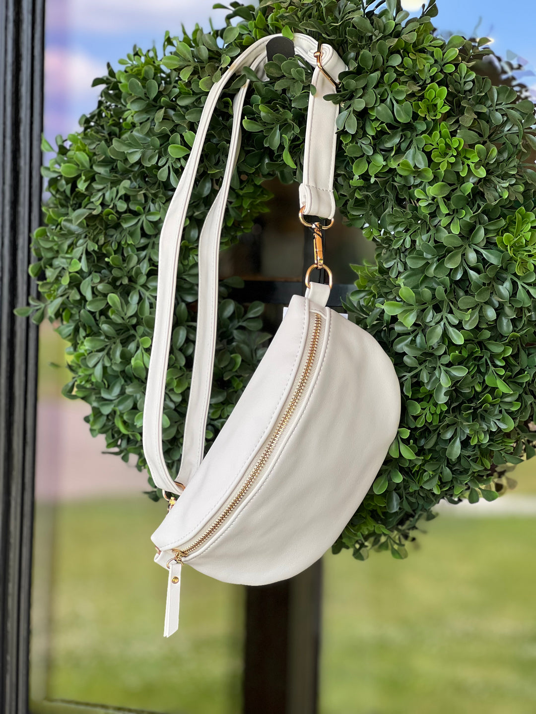 Belt Bag White