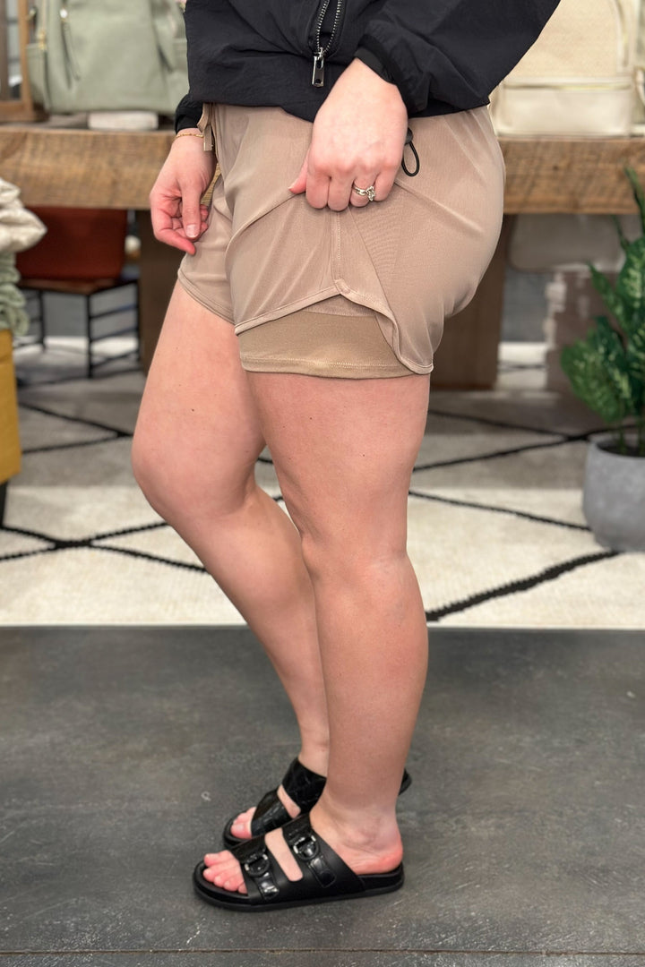 Active Mesh Shorts- Curvy