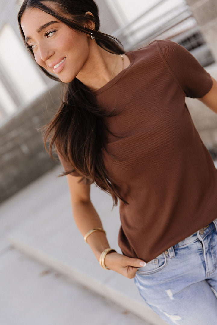 Ribbed Lulu Tee - Coffee