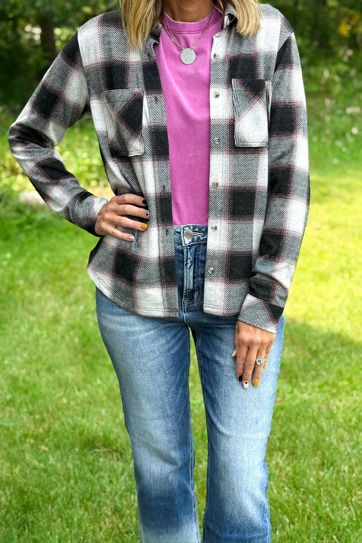 Saja- White Rose Plaid