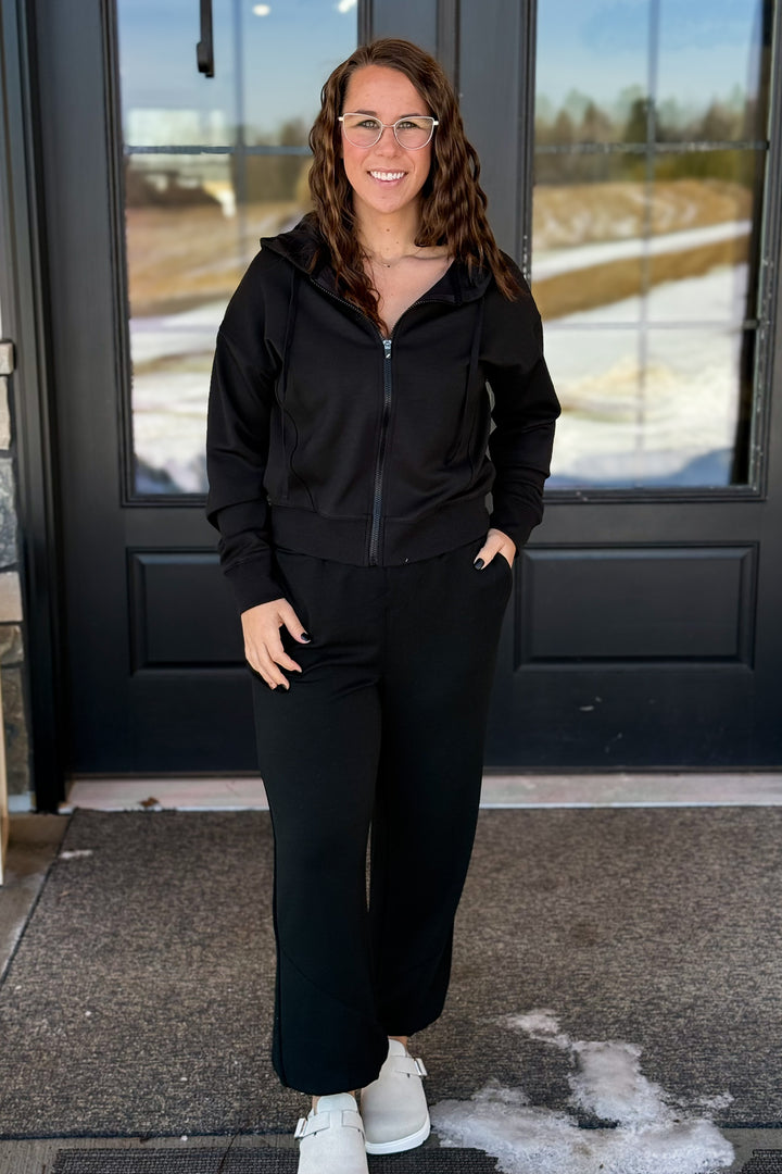 Briella Joggers- Black