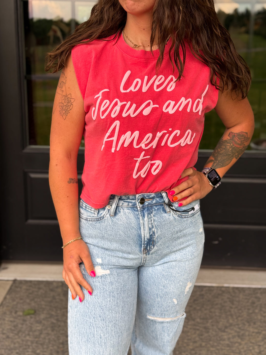 Loves Jesus & America