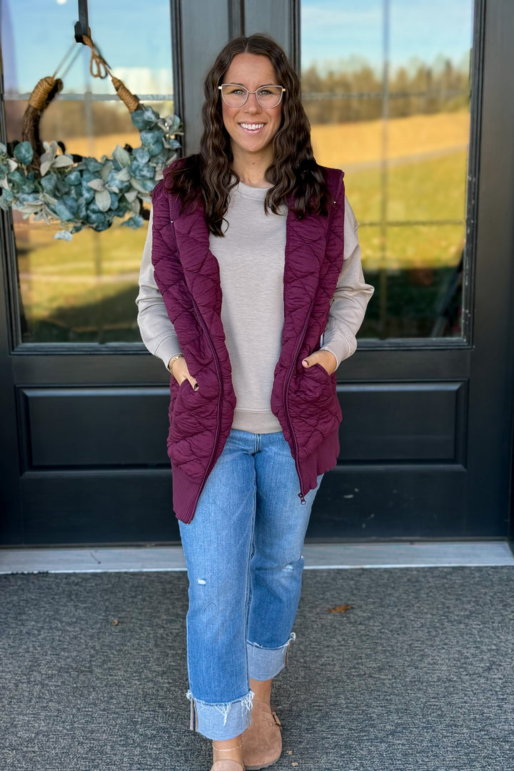 Oversized Quilted Fleece Vest- Plum