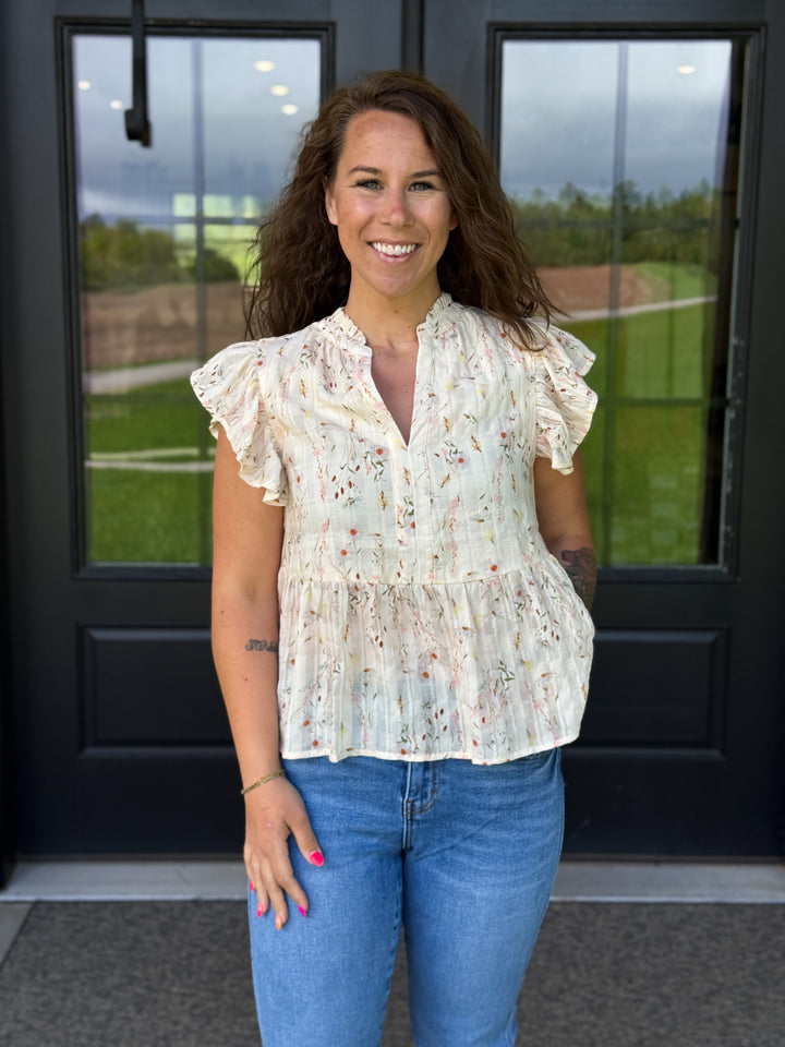 Cream Floral Ruffle Sleeve