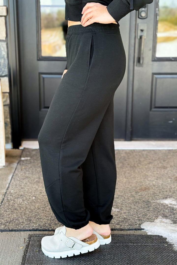 Briella Joggers- Black