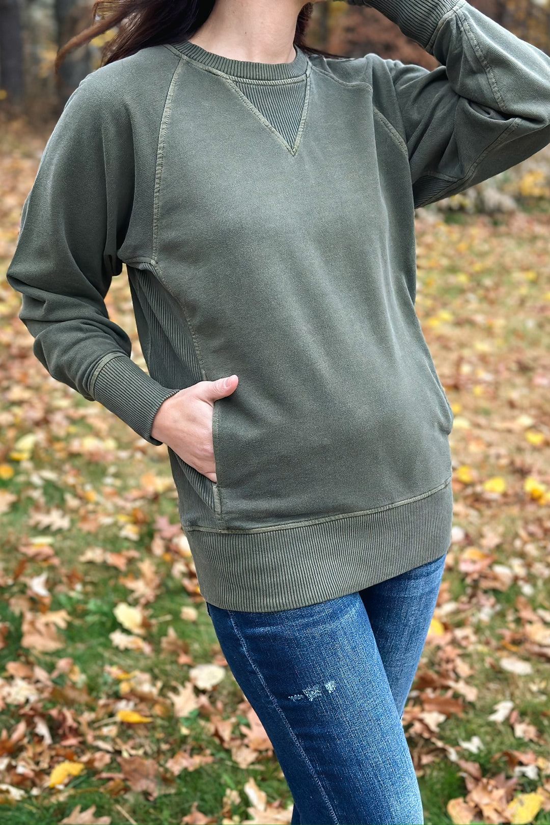 Mineral Wash Pullover- Dark Olive