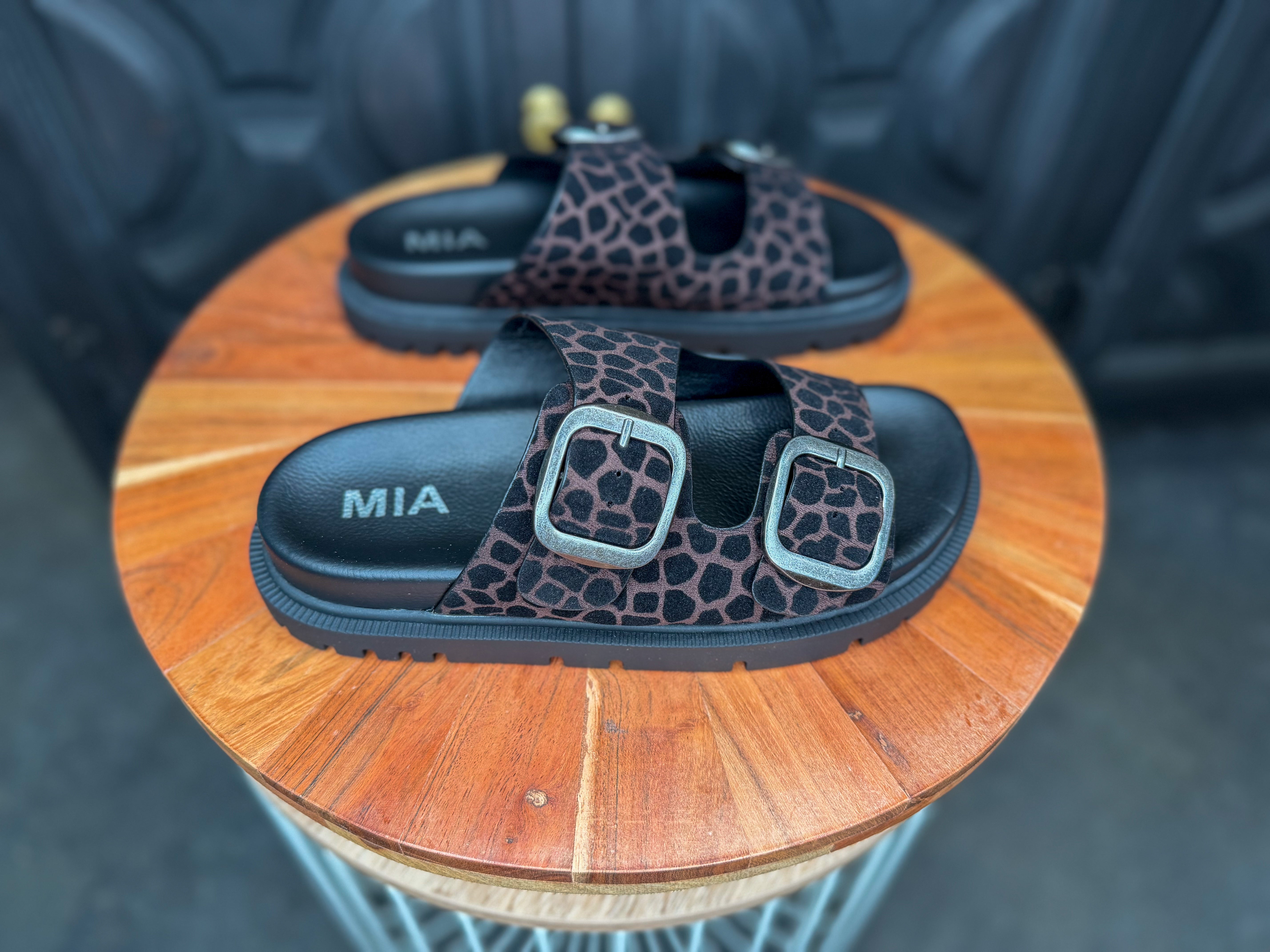Shoes - Sneakers, Slip Ons, Slides, Bootie, Boots, Wedges, Sandals