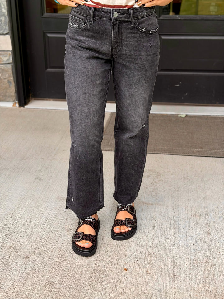 Vervet Washed Black Mid Rise