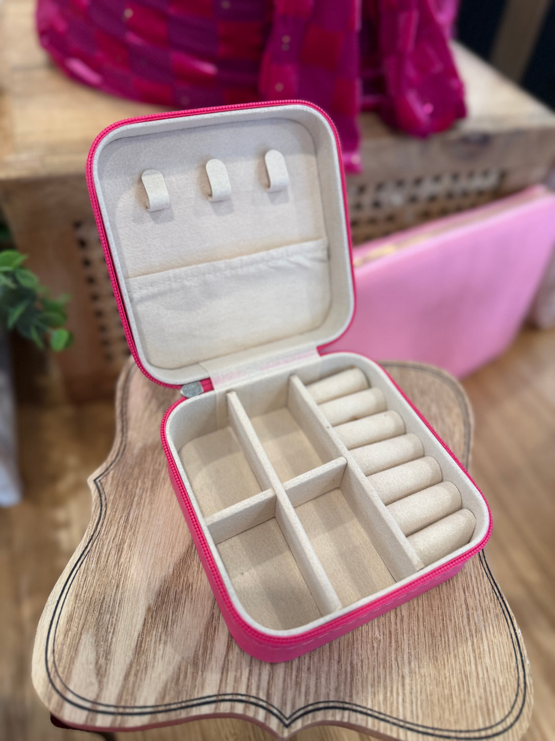 Jewelry Travel Case- Fuschia Bow